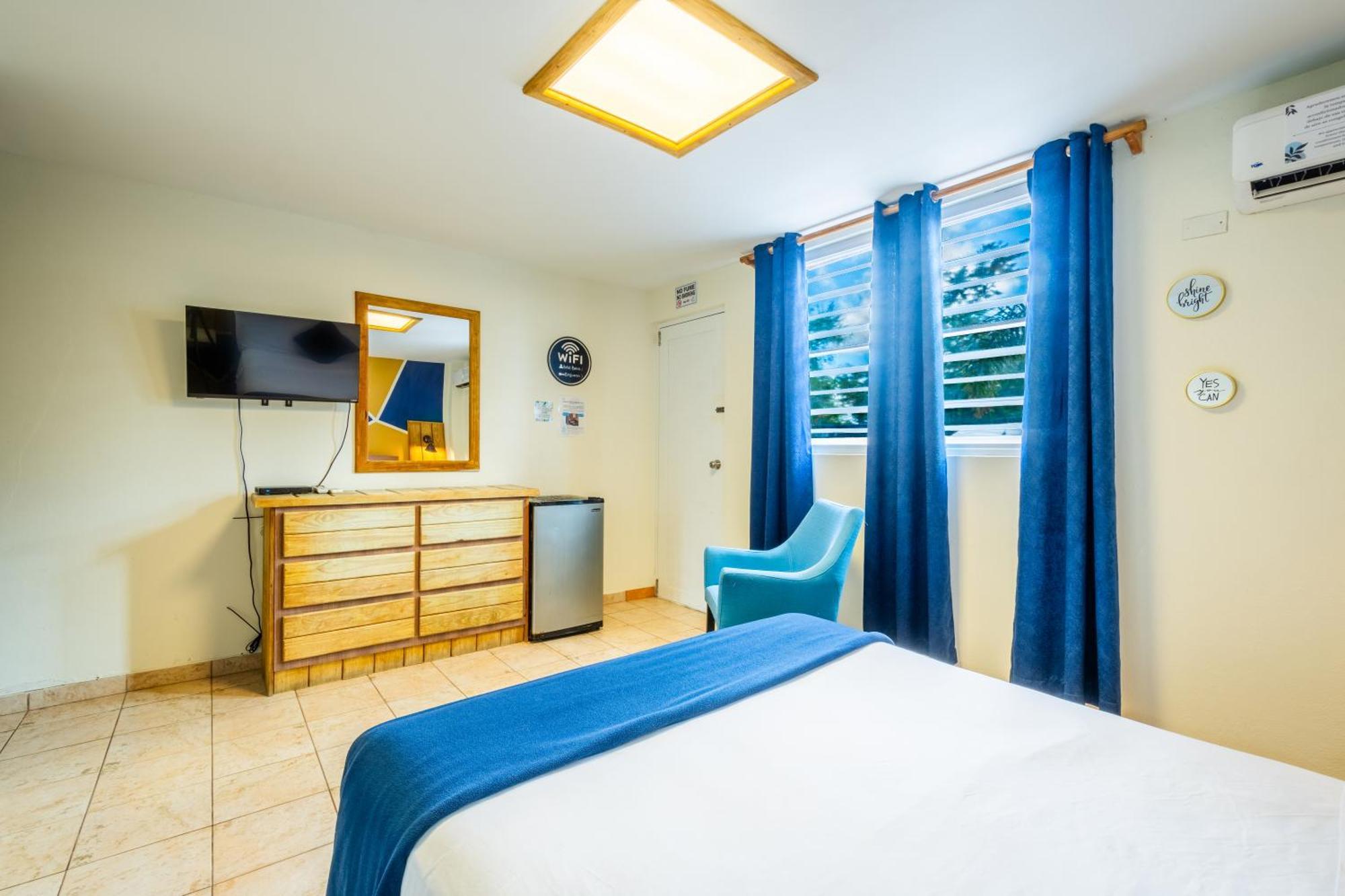 West Coast Inn'S โบเคโรน ภายนอก รูปภาพ
